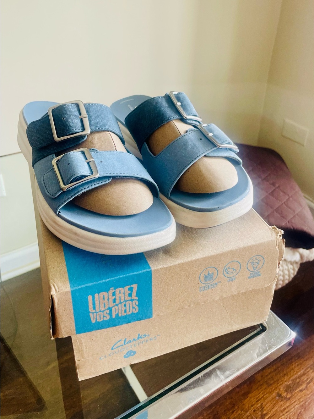 Clarks women’s blue  Double-Buckle Slide Sandals